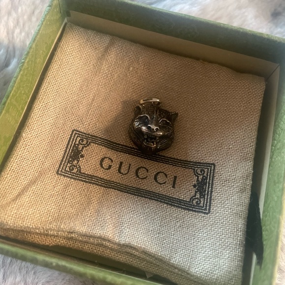 Gucci Silver Tiger Head Pendant - Picture 4 of 6